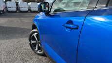 Nissan Qashqai 1.3 DiG-T MH N-Connecta 5dr Petrol Hatchback